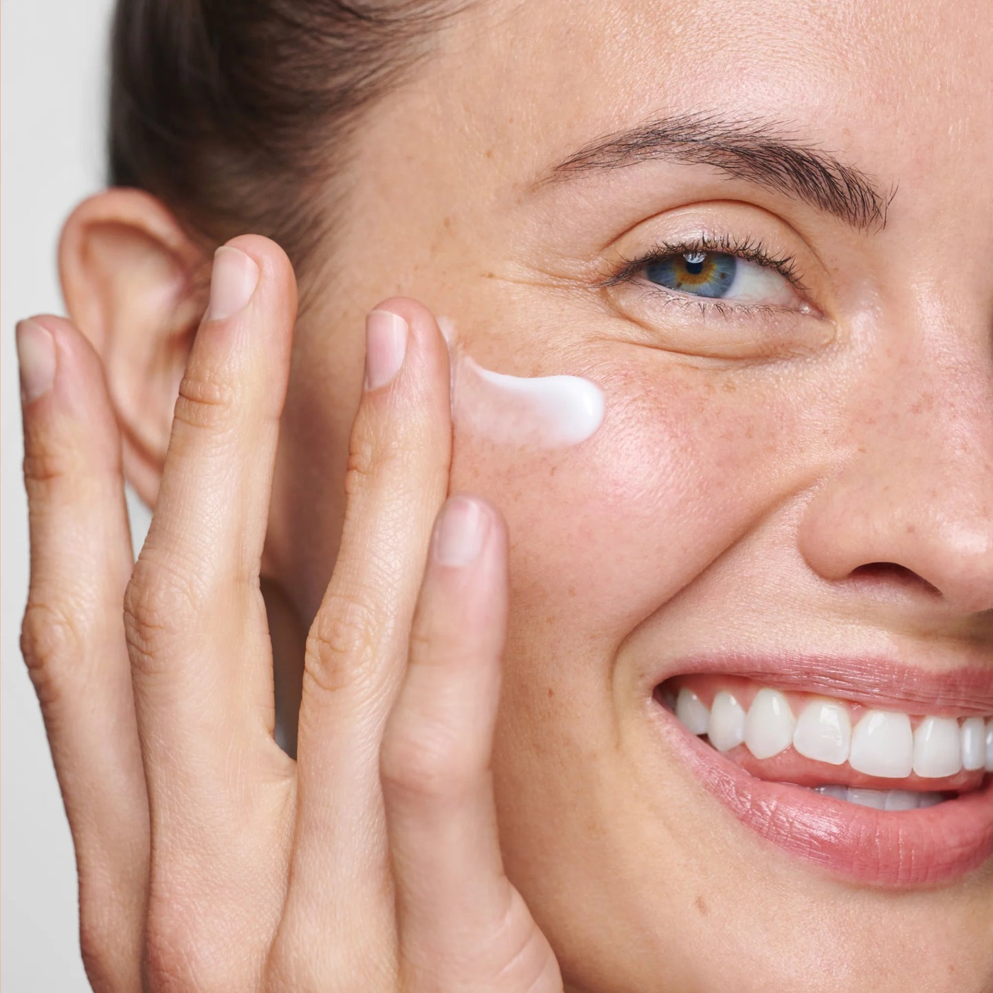 Eye Cream with Peptides & Antioxidants 15ml